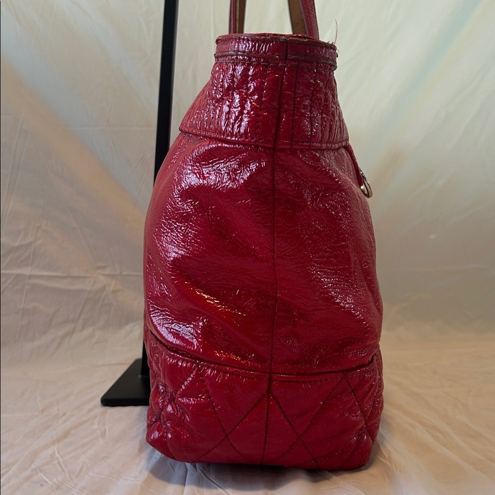 COACH 18674 Poppy Daisy Quilted Liquid Gloss Patent Leather Shoulder Bag Tote - Picture 5 of 11